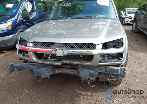 2002 Chevrolet Avalanche 1500 from USA, damaged, VIN 3GNEC13T32G194876